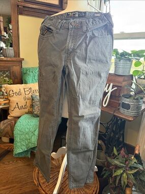 Ariat Men's Relaxed Fit Jeans in Charcoal Gray